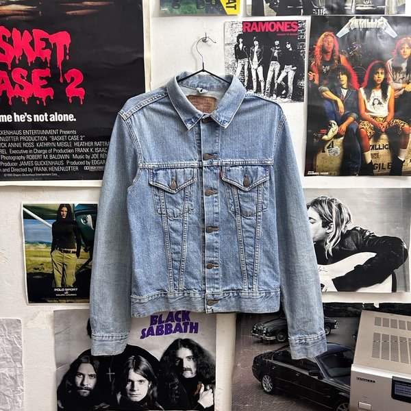 Producto - Campera Levis