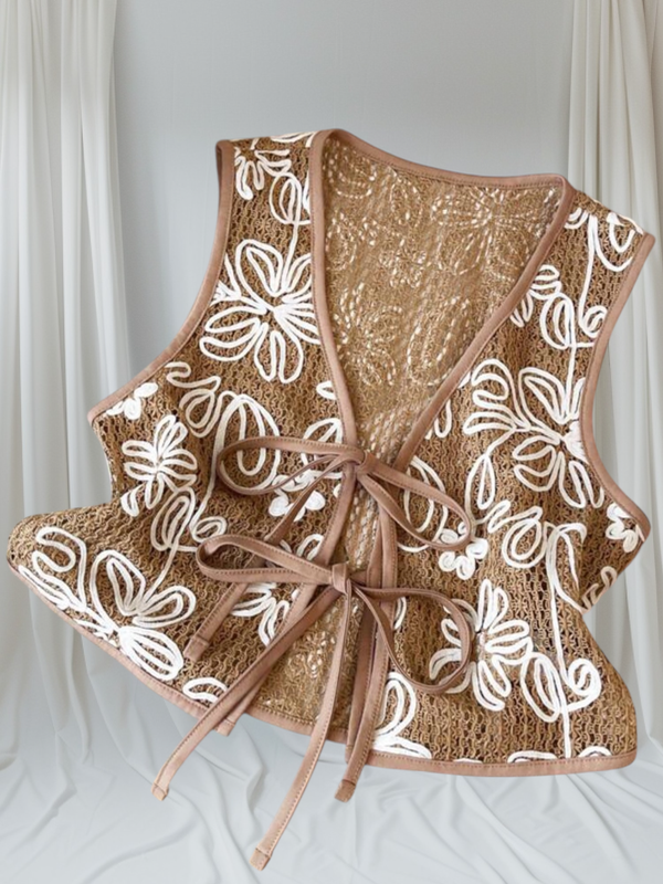 Producto - Chaleco tejido y bordado