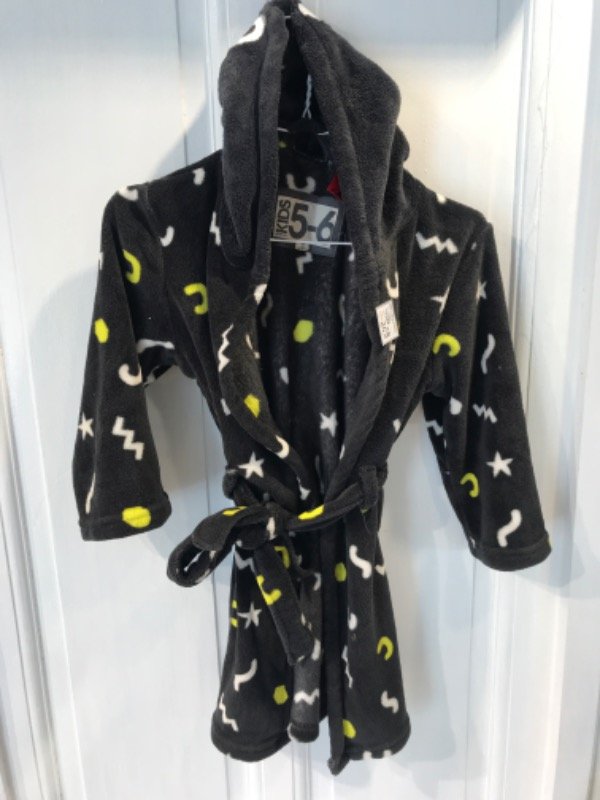 Producto - Robe de polar soft KIDS Talle 5/6 años -PRECIO: 24X