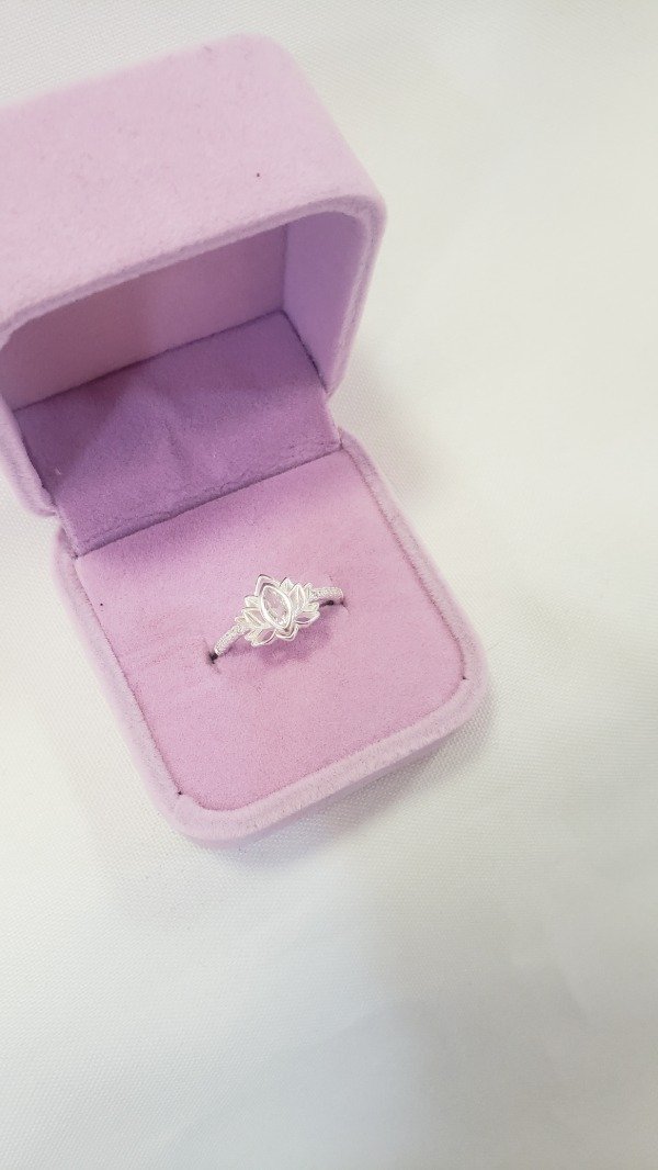 Producto - Anillo flor de loto strass
