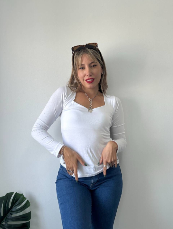 Producto - Camiseta Escote Corazón - 0