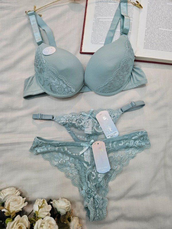 Producto - CONJUNTO IMPORTADO + 2 BOMBIS VERDE (A36 C)