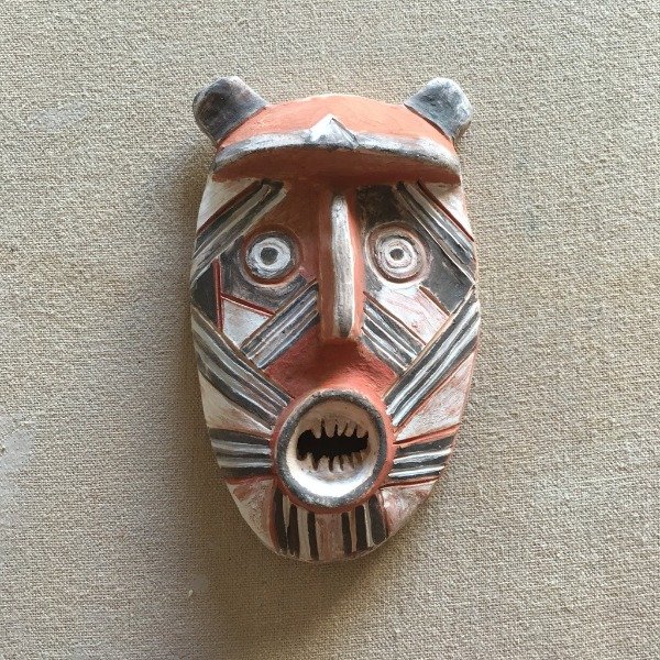 Producto - Máscara mono + postal (inspirada en máscara africana)
