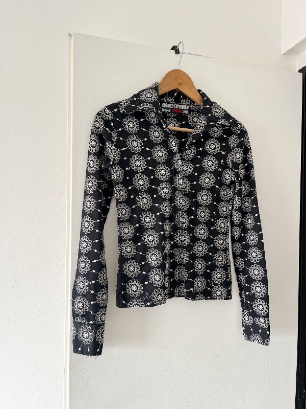 Producto - Camisa Kosiuko Bordada