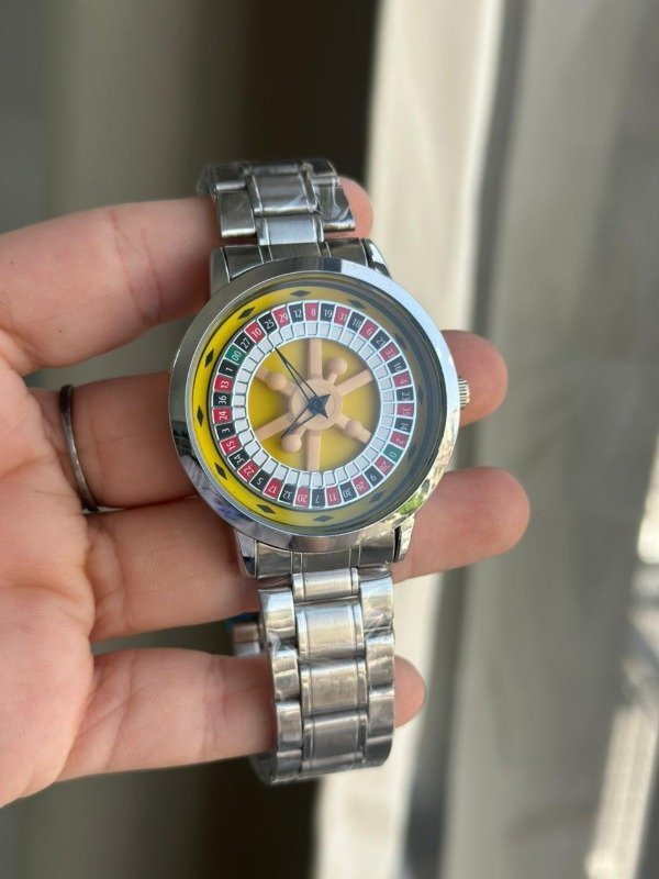 Producto - Reloj Generico Casino Yellow Silver Masculino 42mm