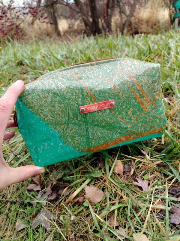 Producto - Maxi Estuche Montaña