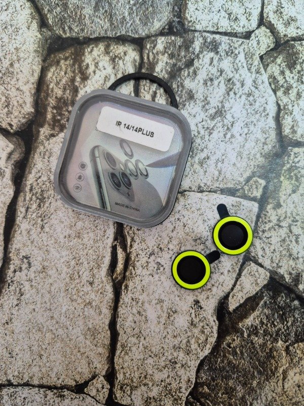 Producto - Protector de cámara brilla oscuridad Iphone 14/14 Plus verde claro