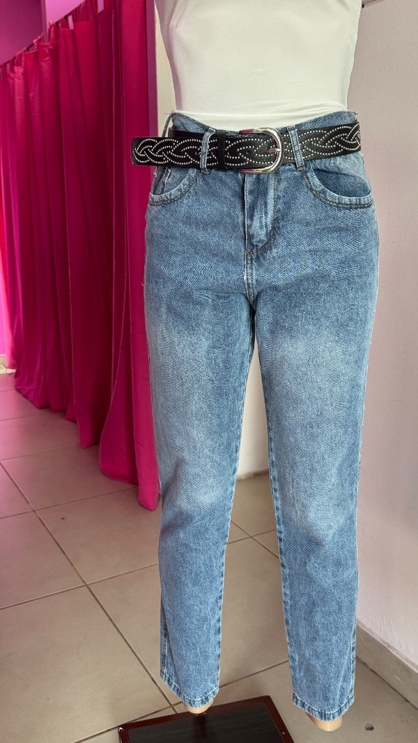 Producto - Jeans mom nevado