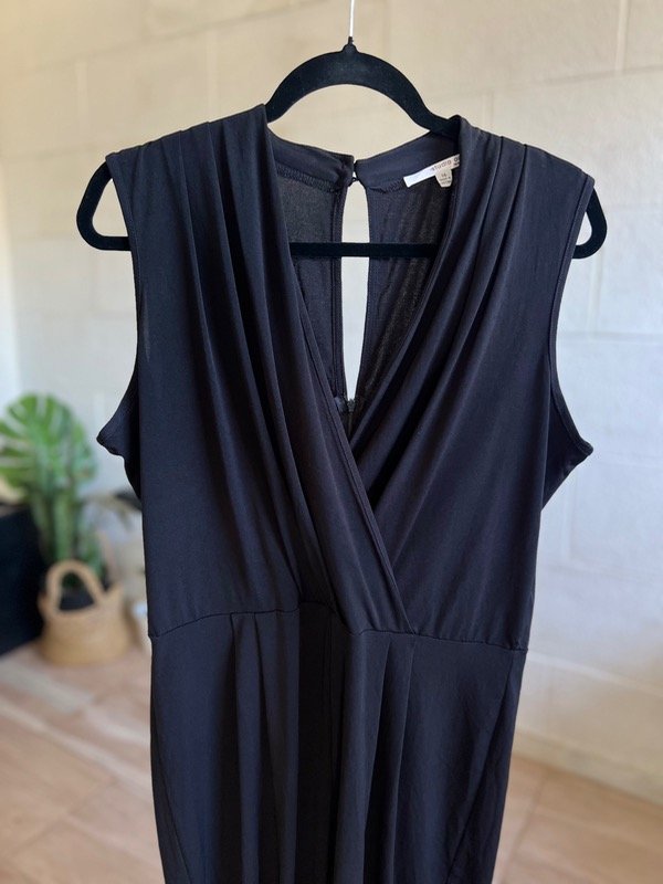 Producto - Mono negro studio