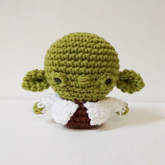 Mini Master Yoda - Patrón en PDF - Universo Cora King