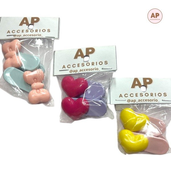 Producto - PAR PICO PLASTICO CON APLIQUE - AC26154