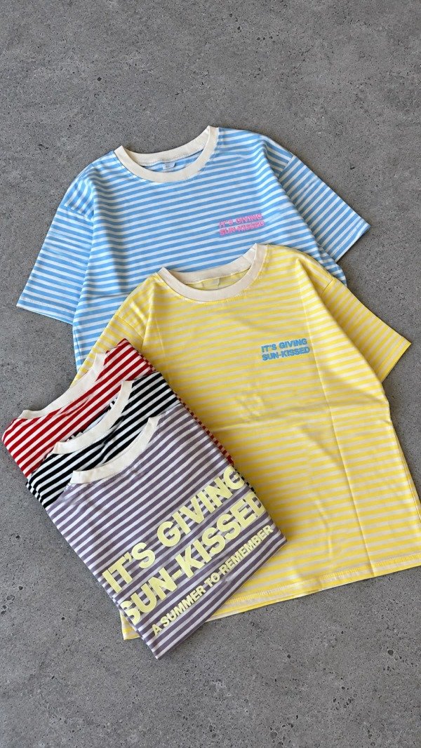 Producto - REMERA A RAYAS GIVING