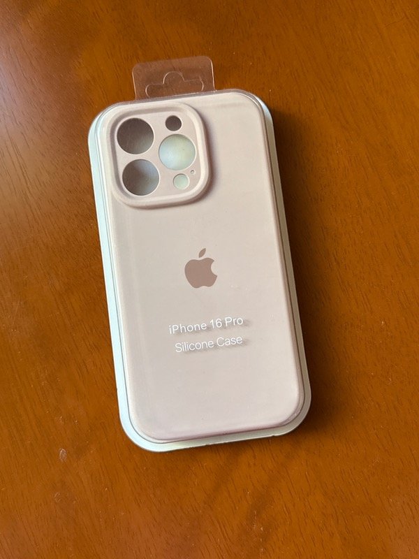 Producto - Silicone case toda cerrada nude iphone 16 pro max