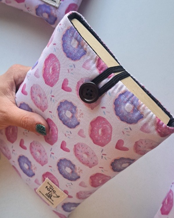 Producto - Funda para libros pocket con botón Love IMPERMEABLE