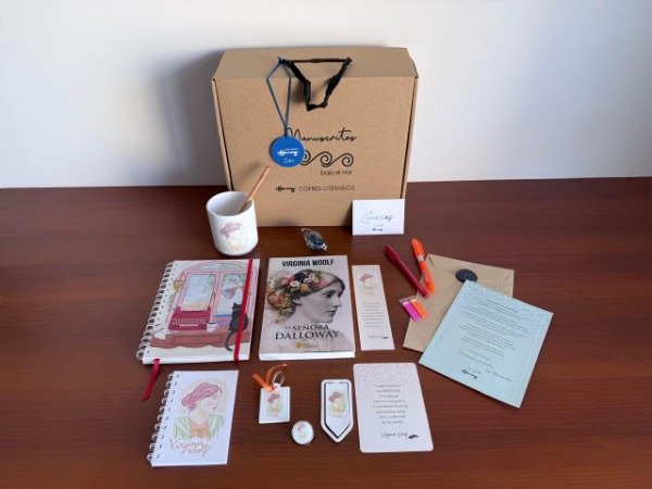 Producto - Cofre Zafiro/ Virginia Woolf