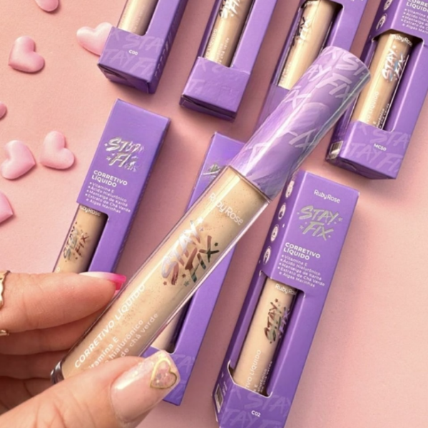Producto - Corrector liquido Stay Fix vitamina E acido hialuronico - Ruby Rose
