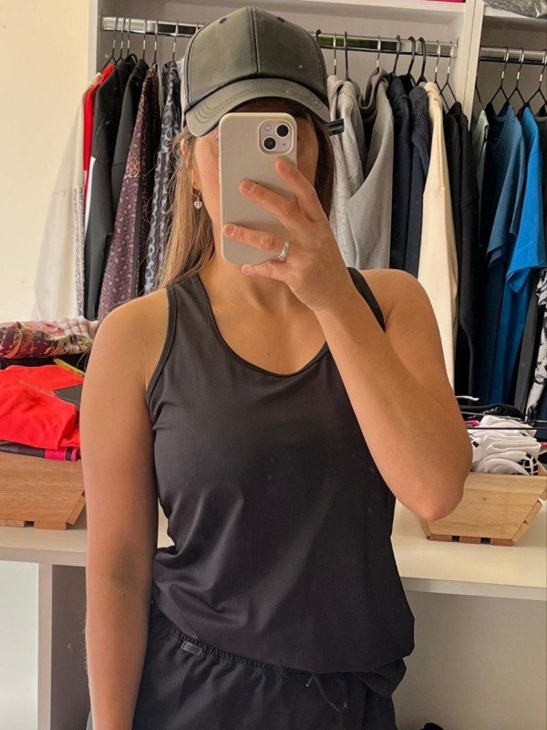 Producto - Musculosa Upper ladrillo drifit negra