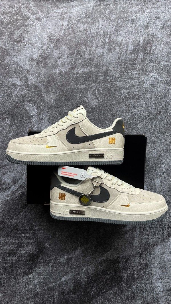 Producto - AIR FORCE 1 x UNDEFEATED