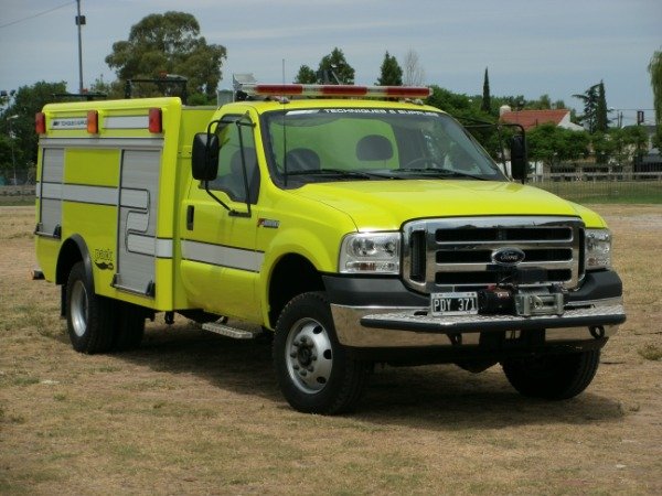 Producto - Autobomba  Modelo Pack 2500 montada sobre Ford 4000