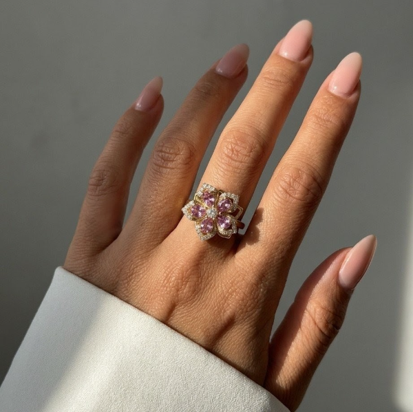 Producto - Anillo magnolia giratorio