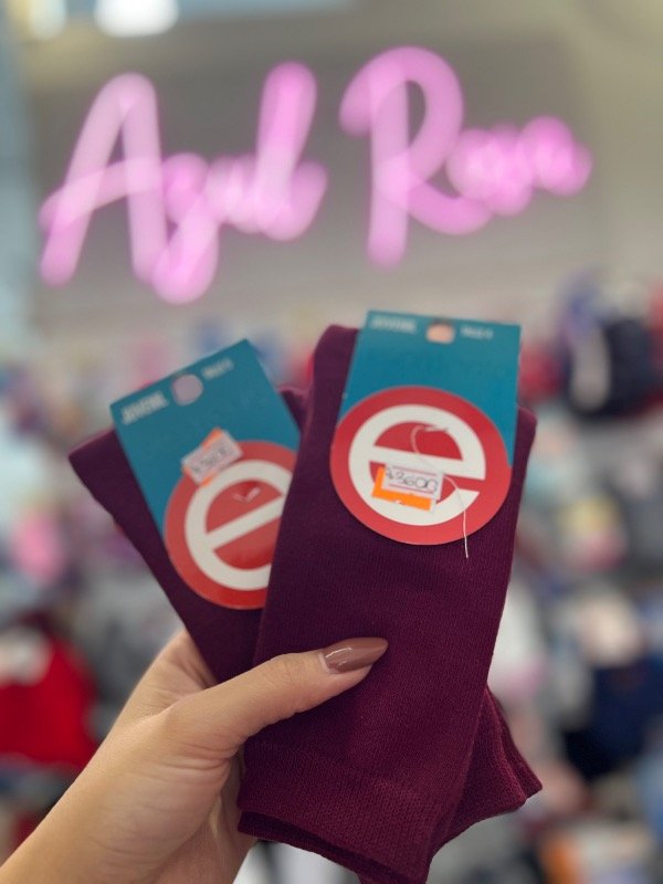 Producto - medias colegiales bordo