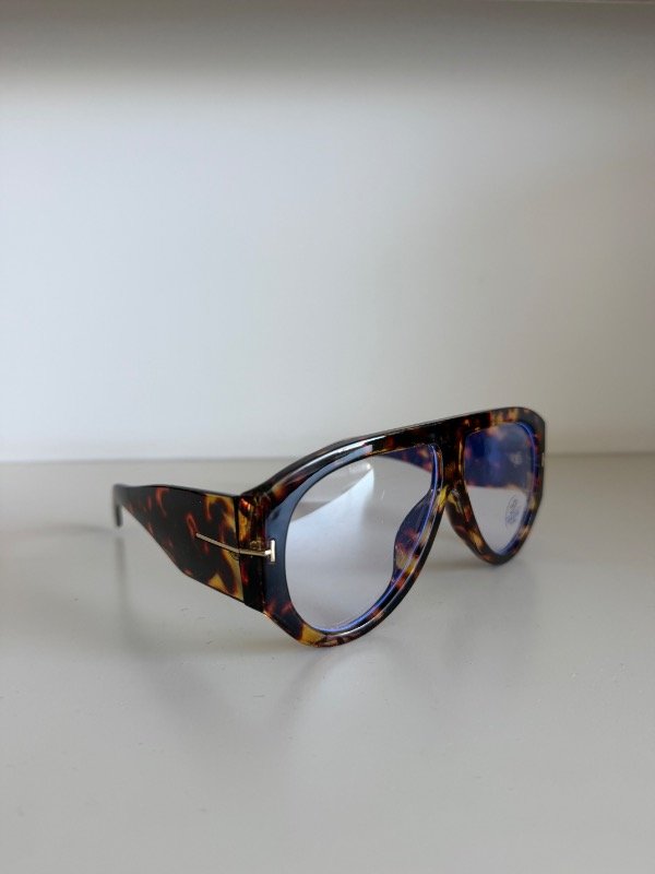 Producto - Tom Carey Clear (Apto óptica) - 3