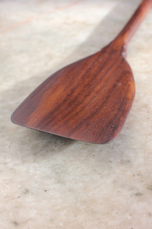 Producto - Espatulón en incienso 9x38cm