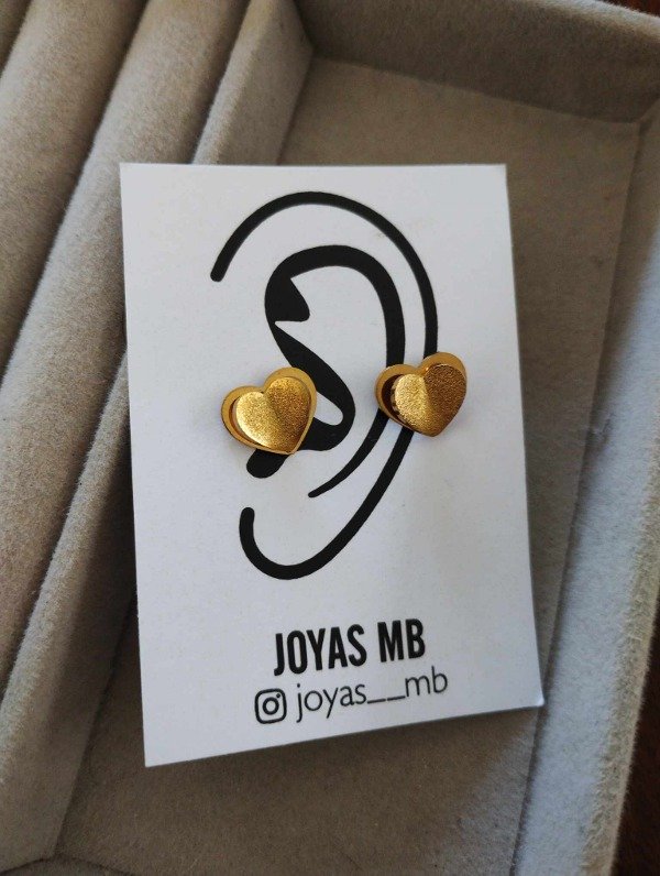 Producto - Aros corazon 3d. Acero dorado