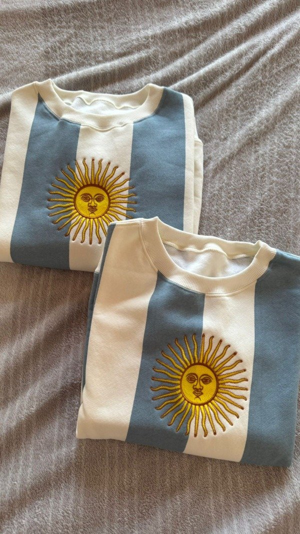 Producto - Buzo frizado Sol de Mayo