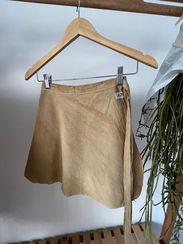 Producto - Faldita Cruzada con Tinte de Eucalipto