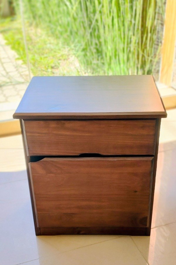 Producto - Mesa de Luz Pacifico Cajon y Puerta