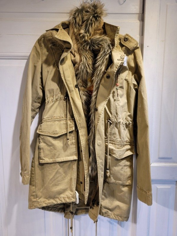 Producto - Campera / Parka RAPSODIA beige interior extraible piel- Talle S- PRECIO: 140X