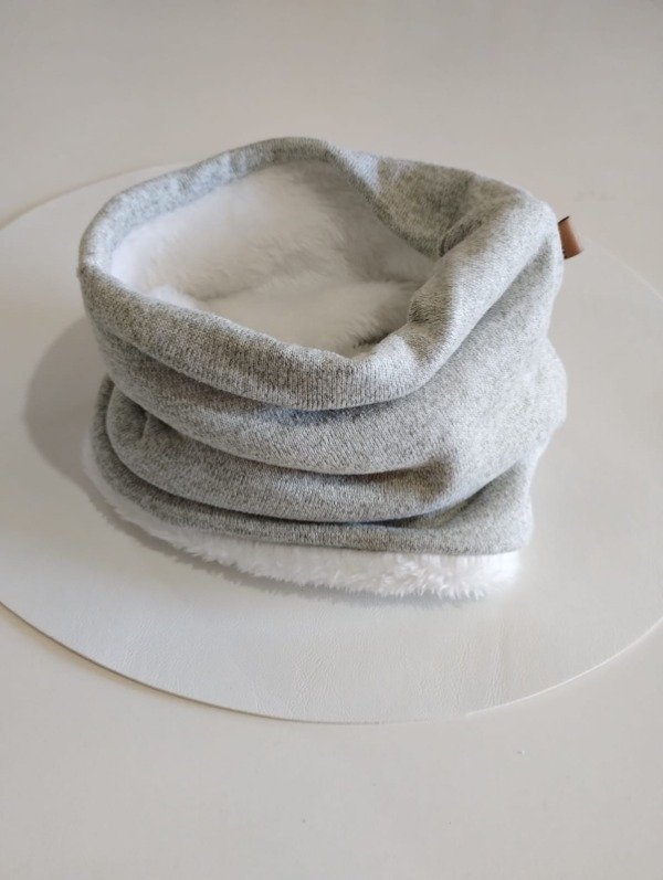 Producto - Cuellito Corderito y Lanilla Gris