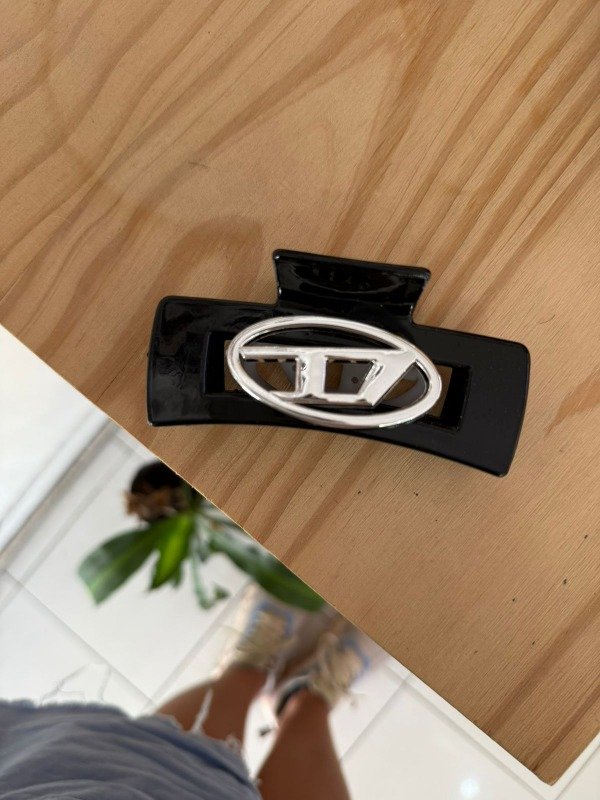 Producto - Broche Diesel