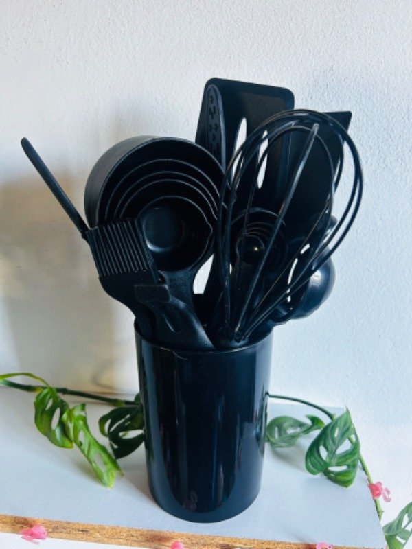 Producto - Set de utensilios completo - 21 piezas - 12