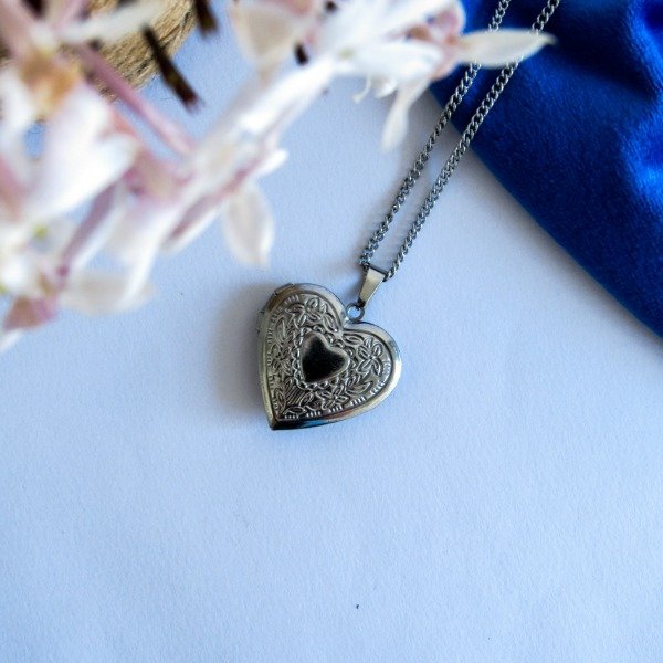Producto - Dije Relicario Corazón Texturado