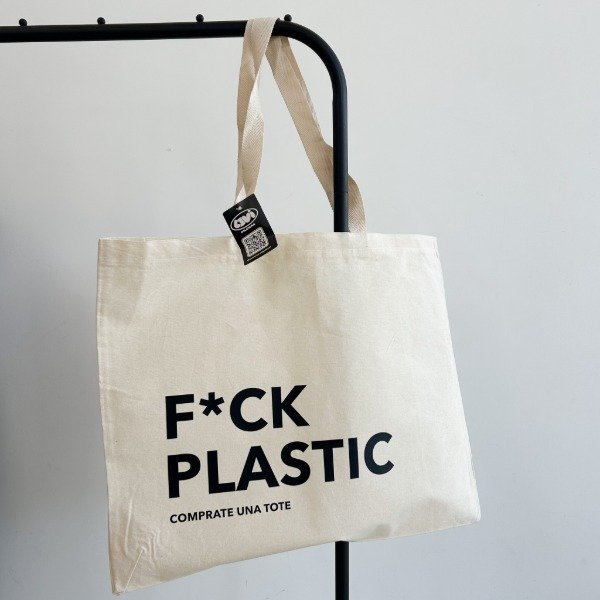 Producto - Tote PLASTIC