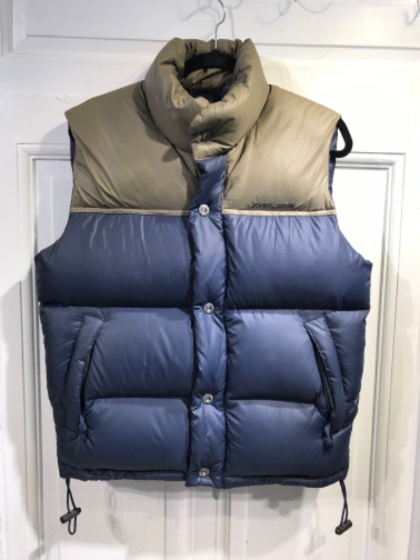 Producto - Chaleco JOHN L COOK marrom y azul pluma Talle L - PRECIO: 93x