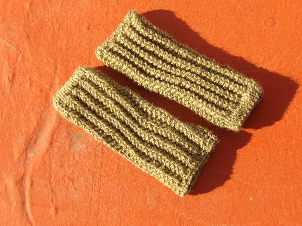 Producto - POLAINAS TEJIDAS A MANO OCRE