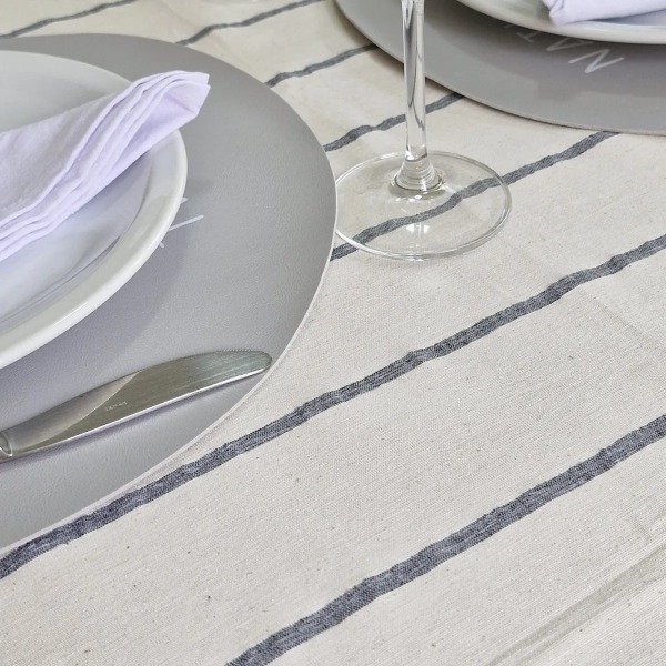 Producto - Mantel Tusor Impermeable Líneas Grises 2,50x1,50