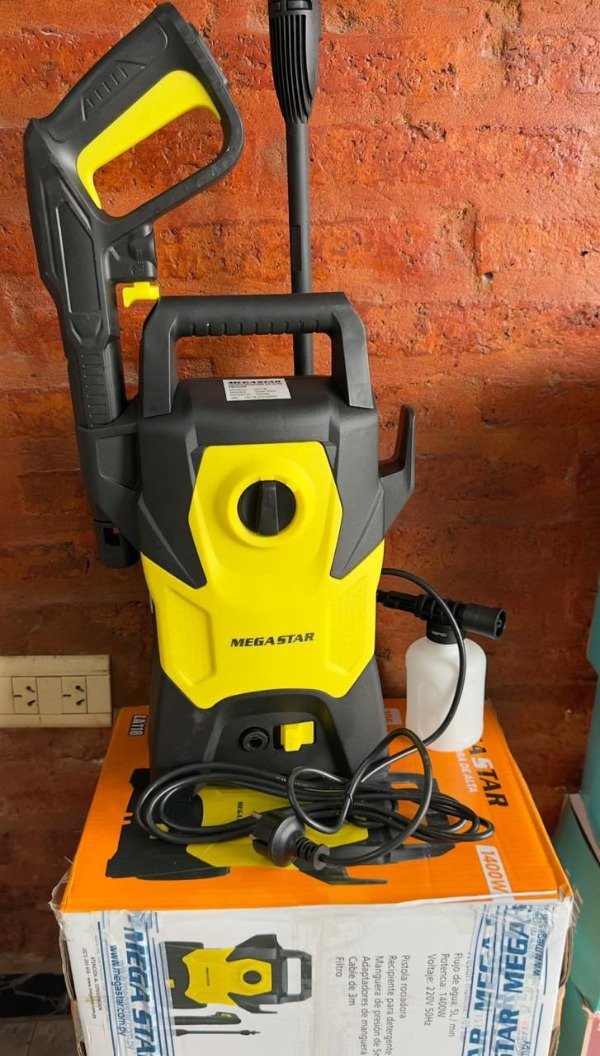 Producto - Hidrolavadora Mega Star