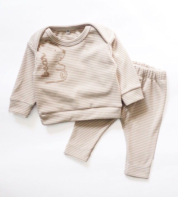 Producto - ARTICULO 808 - S- MINI CONJUNTO RAYADO DE DARLON BEIGE ESTAMPA BEAR