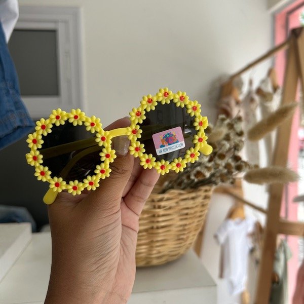 Producto - Gafas Margarita en color AMARILLO