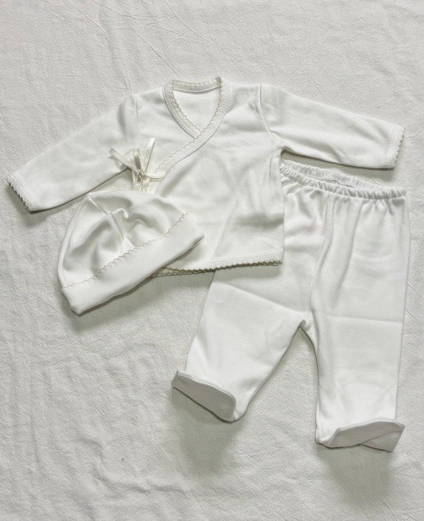 Producto - Ajuar 3 Piezas Pima Crema