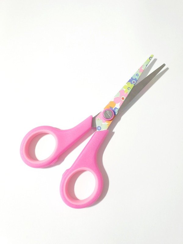 Producto - Tijera Estampa Flowers