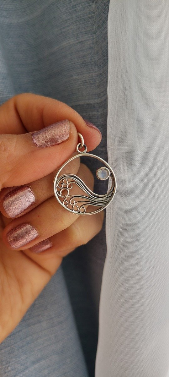 Producto - Dije Olas con piedra agua luna