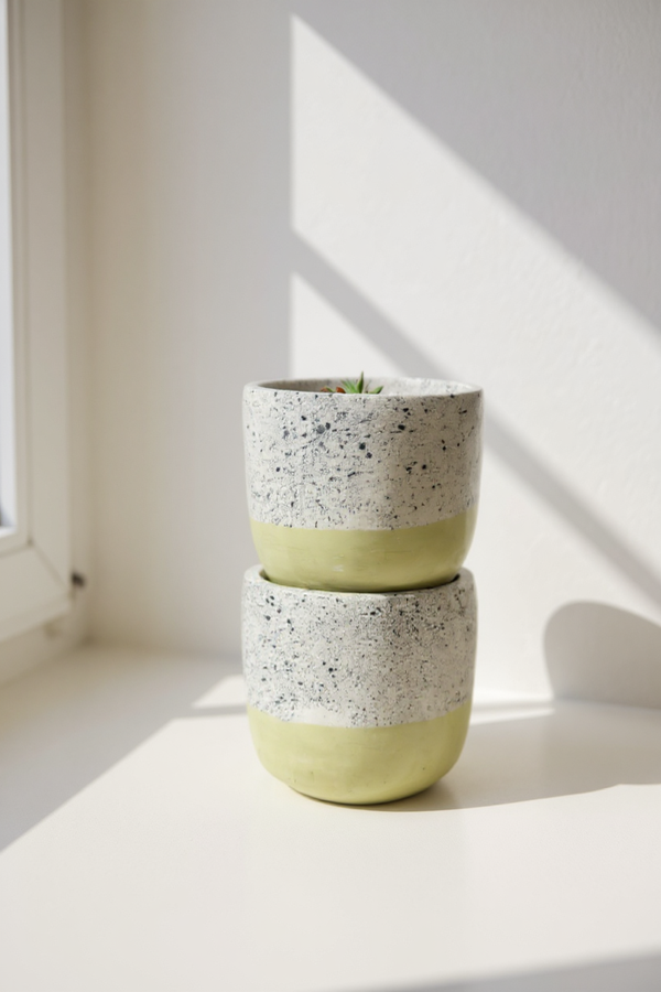 Producto - Mini taza/ mate / maceta de cerámica artesanal