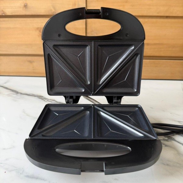 Producto - Sandwichera Eléctrica Doble - 750W