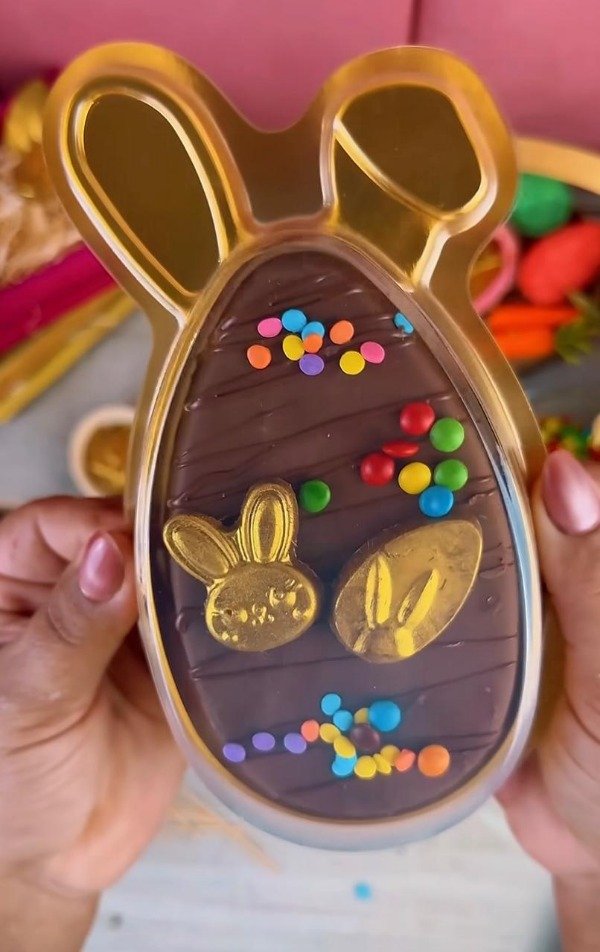 Producto - CAJA PARA HUEVO PLANO -DORADO  PVC X 1unidad