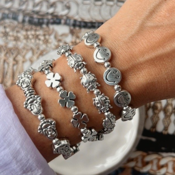 Producto - Pulsera Elastizada dijes trébol